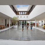 Escuela de preescolar en Japón diseñada para acumular grandes charcos de agua cuando llueve [ENG]
