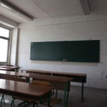 Una madre denuncia el presunto abuso sexual a una menor con retraso en plena clase