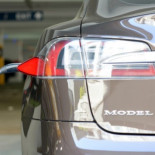 El éxito de ventas de Tesla provoca que se formen largas colas en Holanda para recargar gratis los vehículos