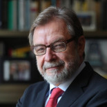 Prisa renuncia a cobrar a los agregadores de noticias que enlacen a sus medios