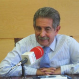 Revilla aboga por "cerrar" el Senado y las diputaciones provinciales