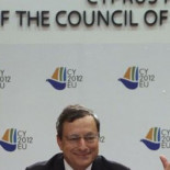 La pelea por el tercer rescate a Grecia se recrudece y divide a los socios del euro