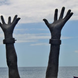 Myint Naing ha pasado 22 años como esclavo. Ahora ha podido reunirse con su familia