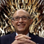 La productora de 'Juego de Tronos' niega haber invitado a Montoro al rodaje de la sexta temporada