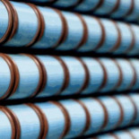 Esta increíble pantalla está fabricada con 6.400 carretes de hilo