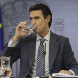 Las trampas de Soria para justificar la subida de la luz sin almacén nuclear