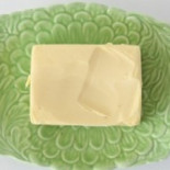 Estudio sobre mantequilla, financiado por la industria de la mantequilla, encuentra que es mala para ti