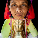 Esclavas de su collar