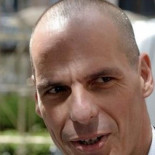 Los 200 dardos de Varufakis contra el tercer rescate de Grecia