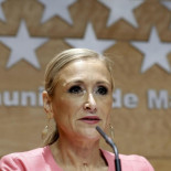 Cifuentes le da la vuelta a Ifema y se carga todos los cargos políticos remunerados