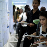 Tres de cada cuatro ofertas de empleo no especifican el sueldo y la mitad, ni el horario