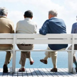 Cuatro gráficos que explican el voto de los pensionistas españoles