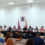 Militantes de Podemos impiden que un vecino agreda a la portavoz del PP en Villanueva de la Torre