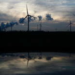 ¿Por qué el precio de la luz bajó en Alemania con las renovables si en España subió?