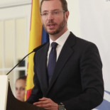 La disculpa que el PP debe al PSOE, a la oposición, a los gays, a los católicos… y que nunca va a llegar