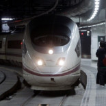 Fomento estudiará ahora si el AVE es rentable tras invertir 55.000 millones