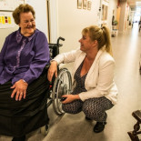 Sube la eficiencia, menos empleados abandonan: ensayos en Suecia con la jornada de 6 horas. (ENG)