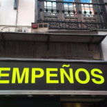 Mercancía robada, regateos y psicología inversa: así es currar en una casa de empeños