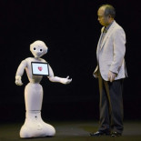 El fabricante del robot Pepper advierte que no se debe tener sexo con la máquina
