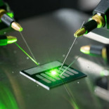 Esta antena óptica convierte luz en electricidad con más eficiencia que un panel solar