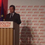 El presidente de Endesa pide perdón a Rajoy por hacer su discurso en inglés