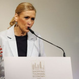 Abono metro: Menos del 1% de los parados podrán beneficiarse del abono de Cifuentes