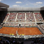 La Caja Mágica: 300 millones por un edificio que no sirve ni para ser un frontón