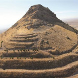 Descubierto un túnel de 4.000 años de antigüedad construido por los hititas [eng]