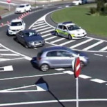 Los conductores se lían con las nuevas 'turbo rotondas'