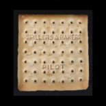 Un griego adquiere por más de 20.000 euros una galletita del Titanic