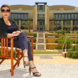 La directora de Ciudad de la Luz de Alicante se dio contratos a sí misma, a su hermana y a su novio