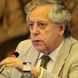 ‘El País’ despide a Miguel Ángel Aguilar