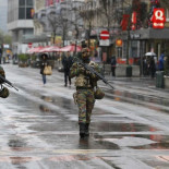 Encuentran un arsenal terrorista de armas y químicos en el barrio Molenbeek de Bruselas [FR]