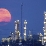 Descubren una posible solución a por qué la Luna está inclinada