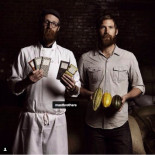 Cómo los hermanos Mast engañaron al mundo para pagar 10 $ por tableta de chocolate hipster del malo ENG