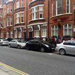 Cinco horas de cola para votar en el consulado de Londres