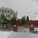 Un grupo de discapacitados denuncian que llevan papeletas preparadas para votar