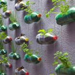 Descubren un polímero 100% degradable para reciclar plástico