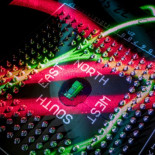 Crean el primer procesador que usa la luz para transmitir datos (ING)