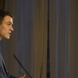 Sánchez, dispuesto a facilitar que Podemos tenga cuatro grupos parlamentarios a cambio de la presidencia del Congreso