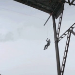 Caida libre sin la cuerda asegurada  (eng)