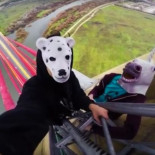 Graban en vídeo su escalada libre a los 190 m. del puente más alto de España