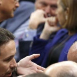 Bronca en el Congreso por la forma de acatar la Constitución de los diputados de Podemos y las confluencias