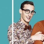 Los ultracatólicos lanzan una campaña homófoba contra los restaurantes VIPS por publicitarse con una pareja gay