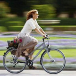Condenado a un año de cárcel por agredir a un ciclista que ralentizó su marcha en coche