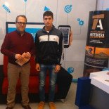 Un joven de 17 años de Antequera idea un gimnasio cuyas máquinas generan la electricidad que precisa el establecimiento