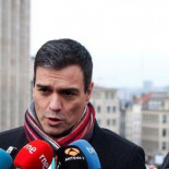 Pedro Sánchez acepta que el PSOE se siente conjuntamente con Podemos, IU-Unidad Popular y Compromís