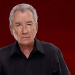 José Sacristán: “Estamos aceptando lo miserable como solución”