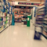 Cuando el dueño del supermercado quiere algo más que tu dinero