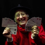 Juan Tamariz: "Yo no hago humor, es que salgo contento a hacer magia"